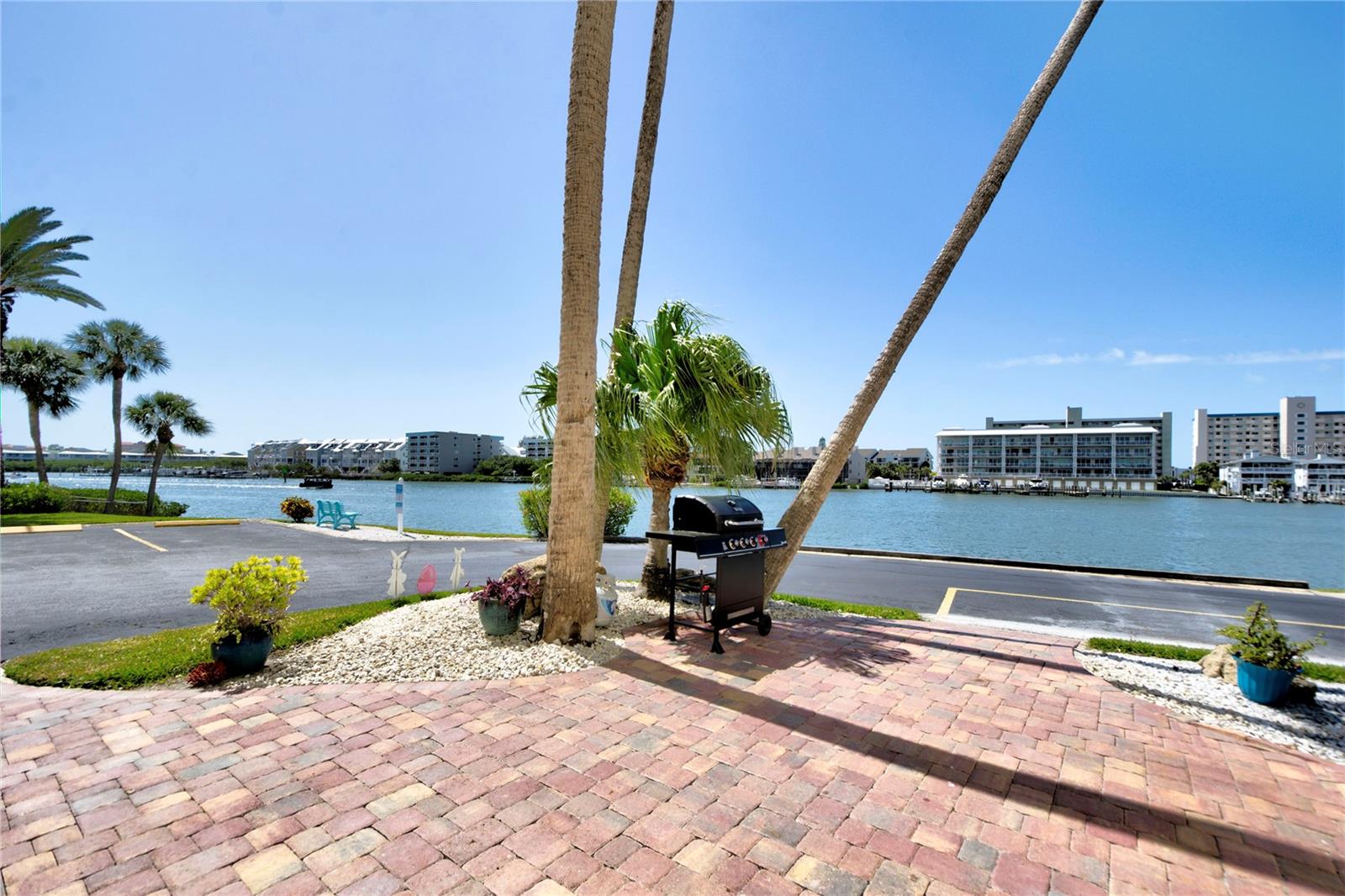 Image 40 of 69 For 10216 Regal Drive 502