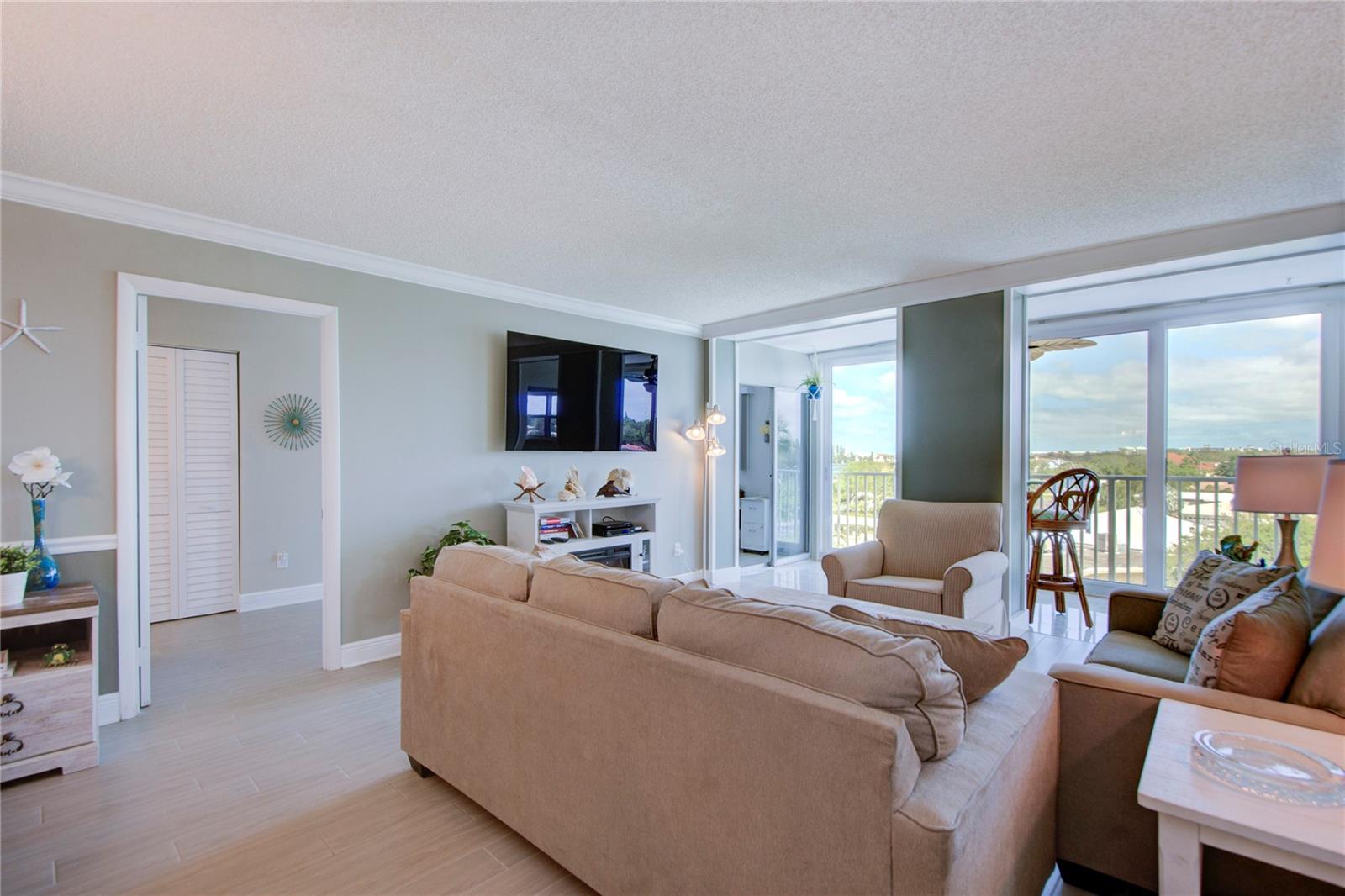 Image 43 of 69 For 10216 Regal Drive 502