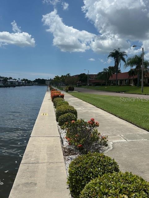 Image 7 of 43 For 19029 Us Highway 19 N 20f