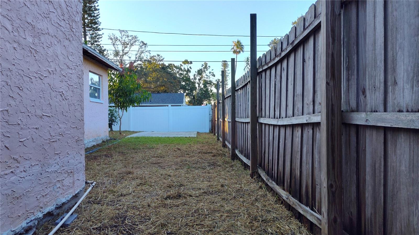 Image 10 of 12 For 1762 Nevada Avenue Ne