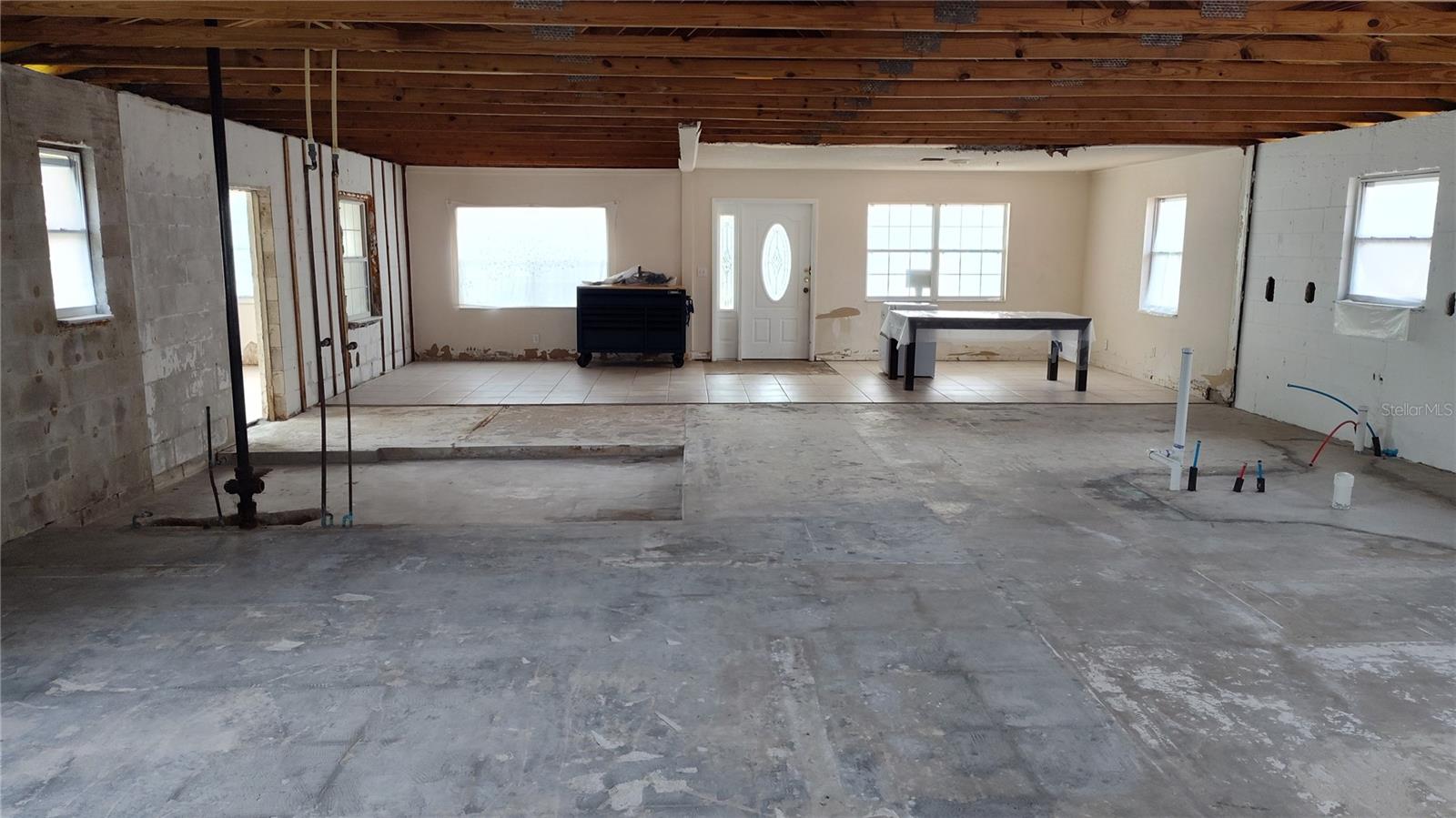 Image 6 of 12 For 1762 Nevada Avenue Ne