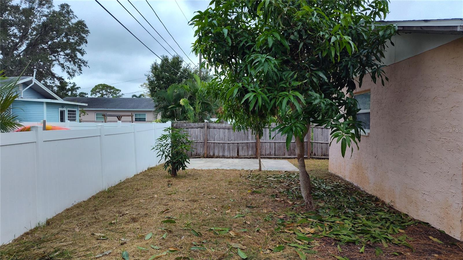 Image 7 of 12 For 1762 Nevada Avenue Ne