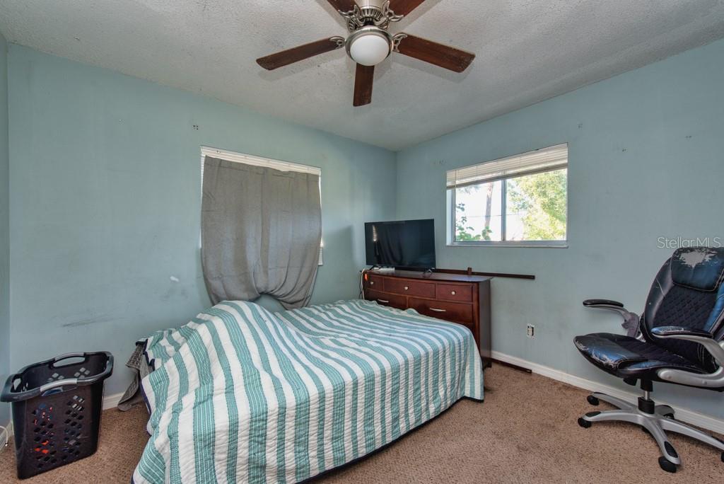 Image 16 of 28 For 12897 83rd Avenue