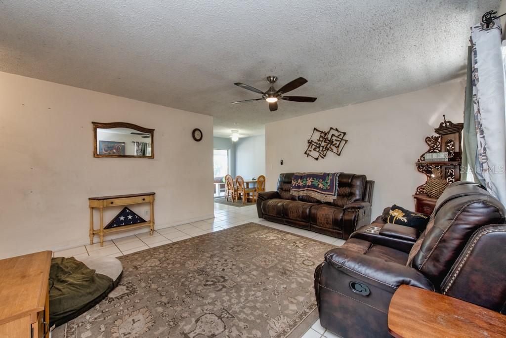 Image 3 of 28 For 12897 83rd Avenue