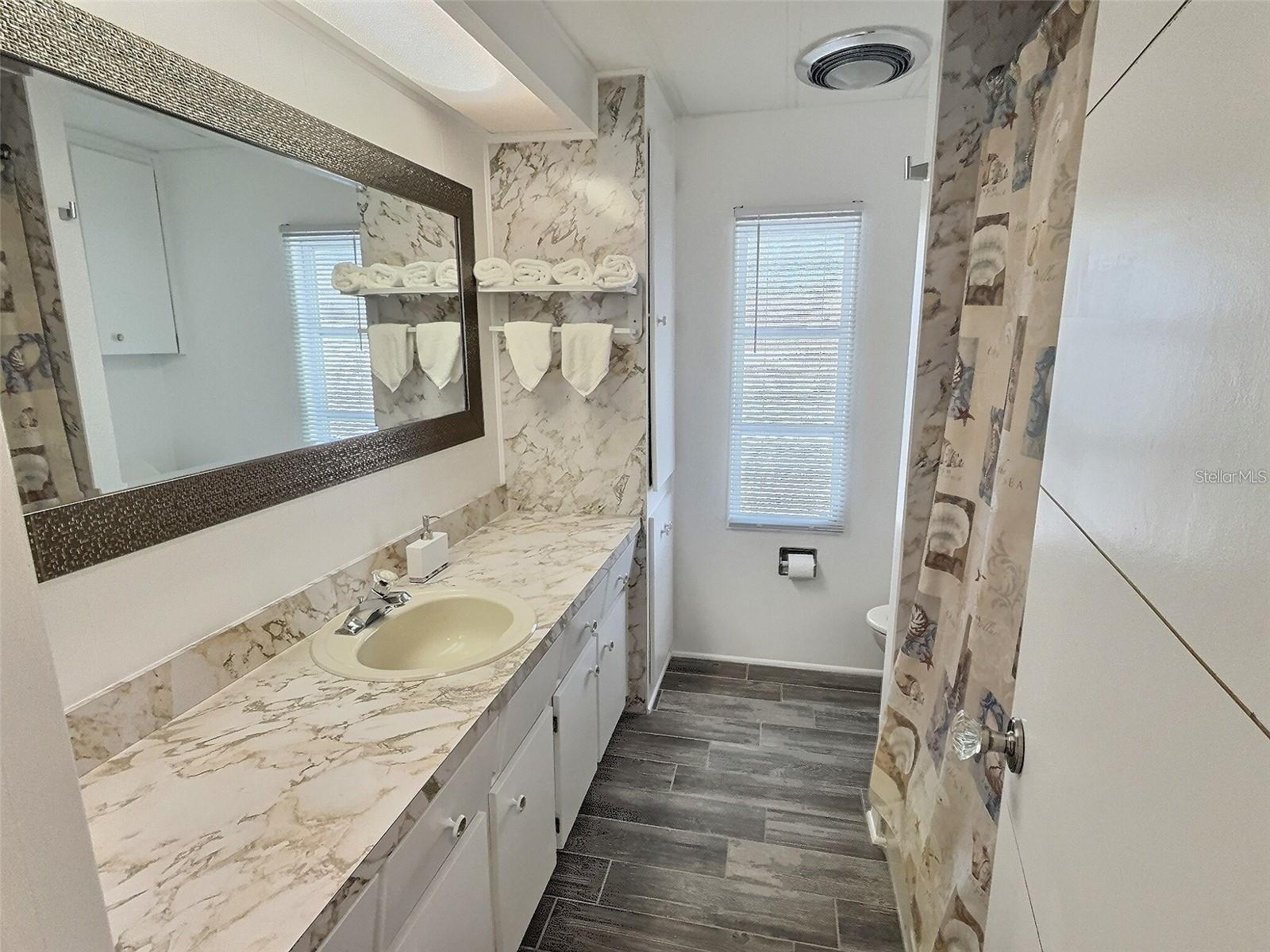 Image 16 of 24 For 667 Sugar Palm Street