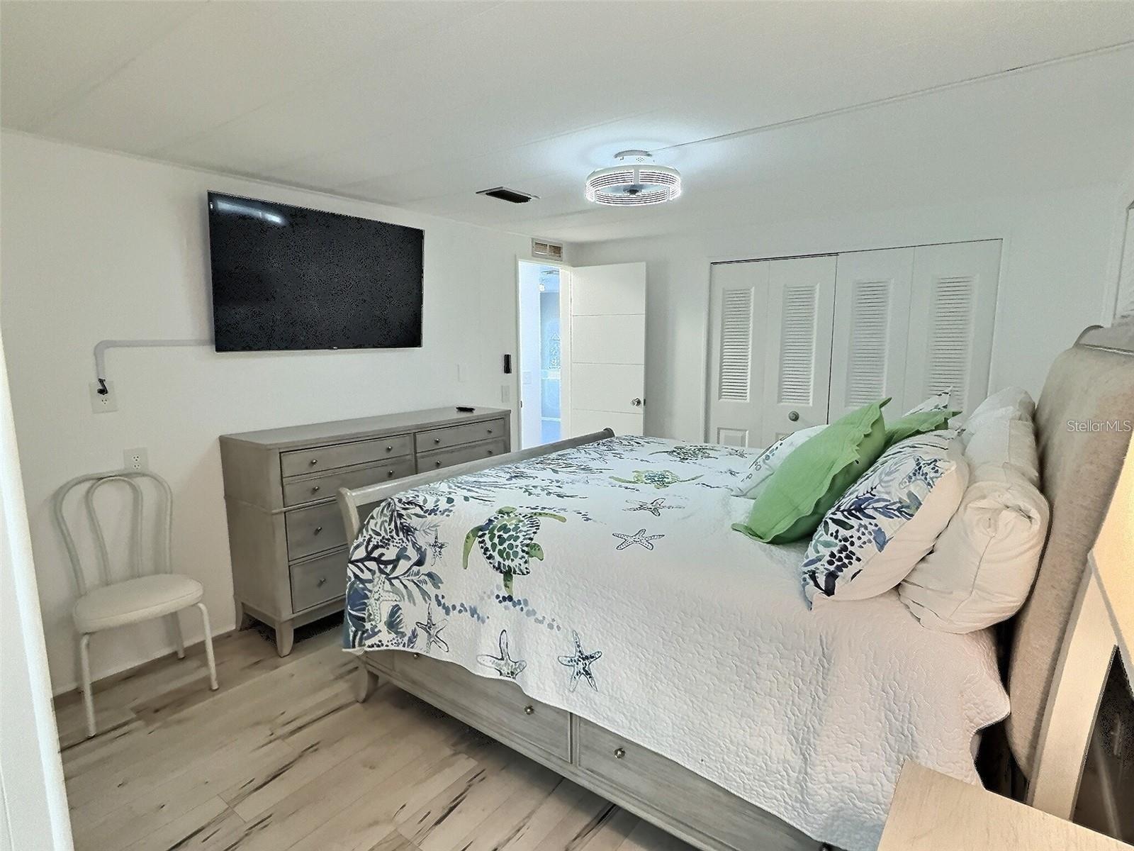 Image 20 of 24 For 667 Sugar Palm Street