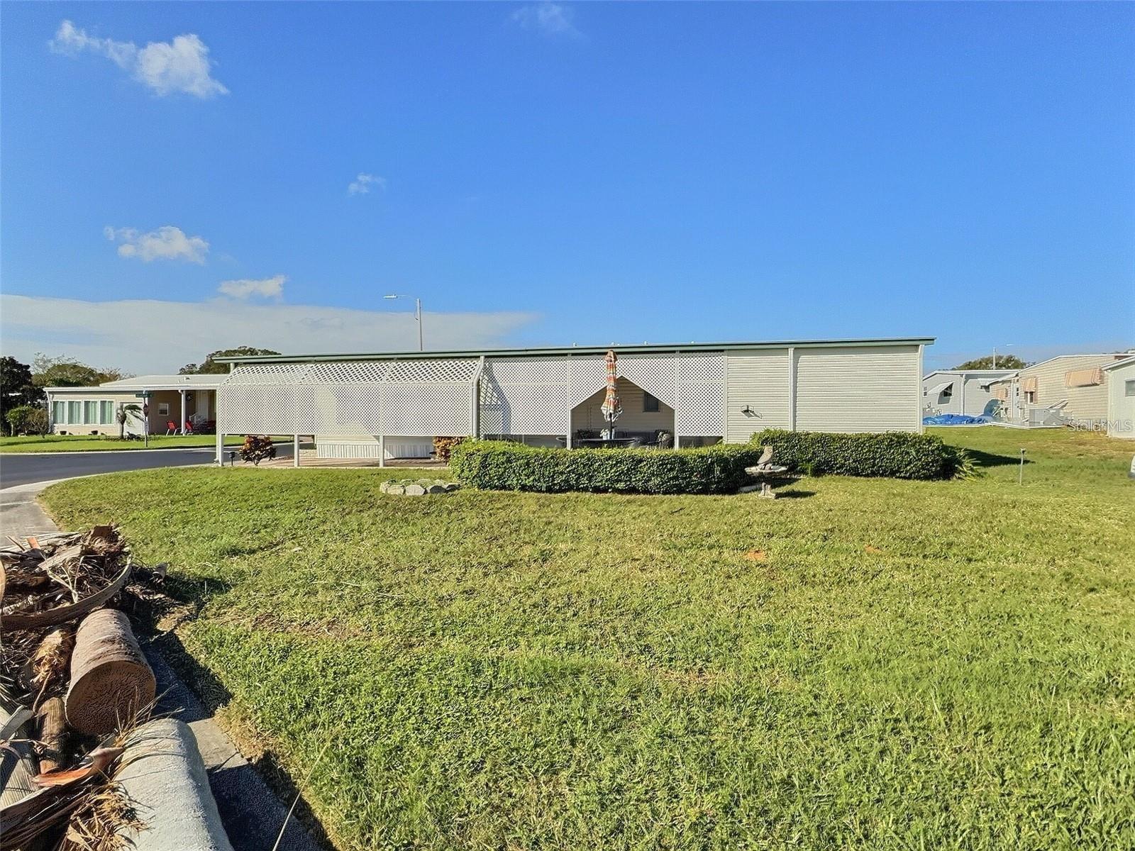 Image 3 of 24 For 667 Sugar Palm Street