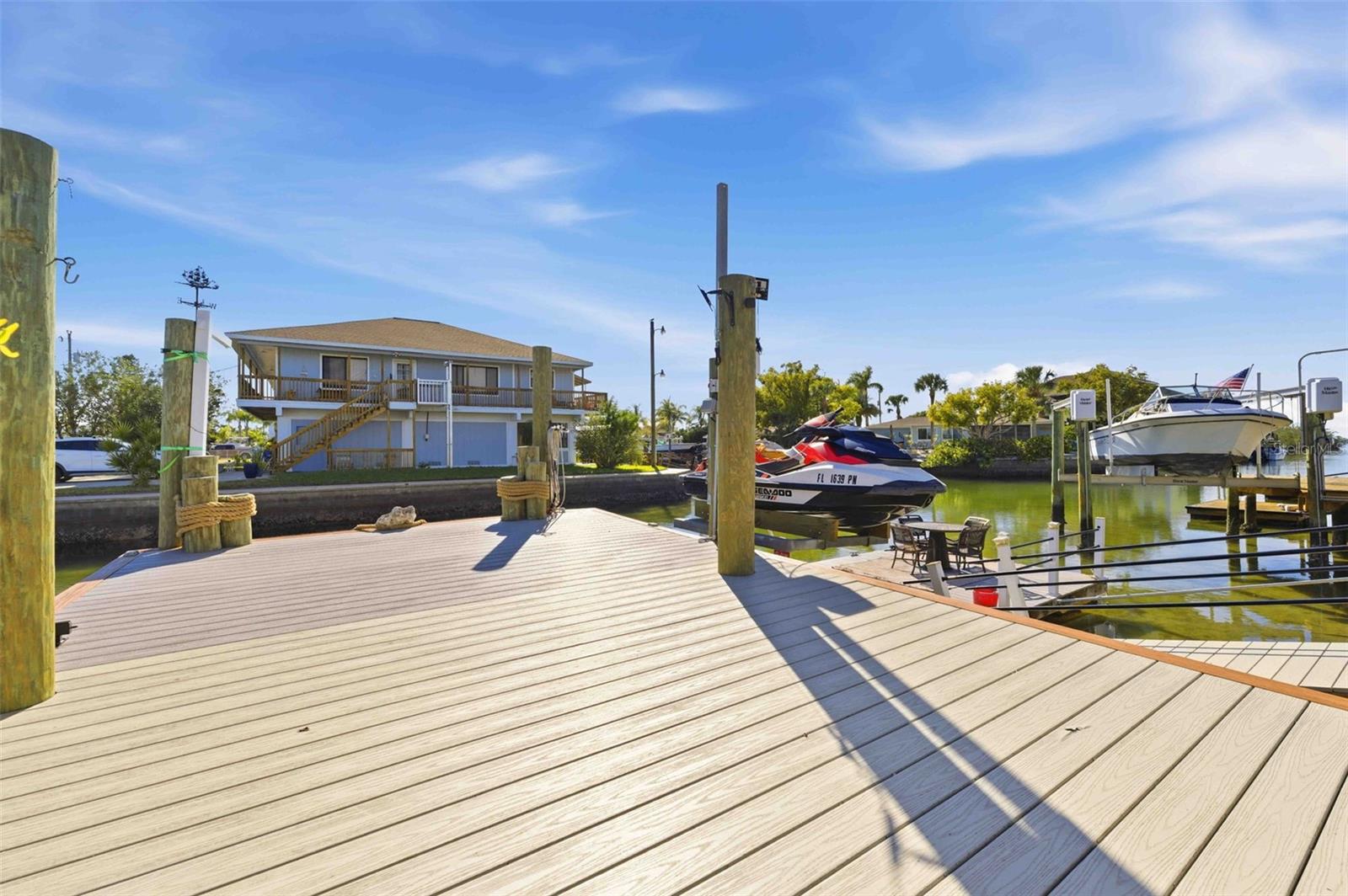 Image 11 of 66 For 6424 Boatyard Drive
