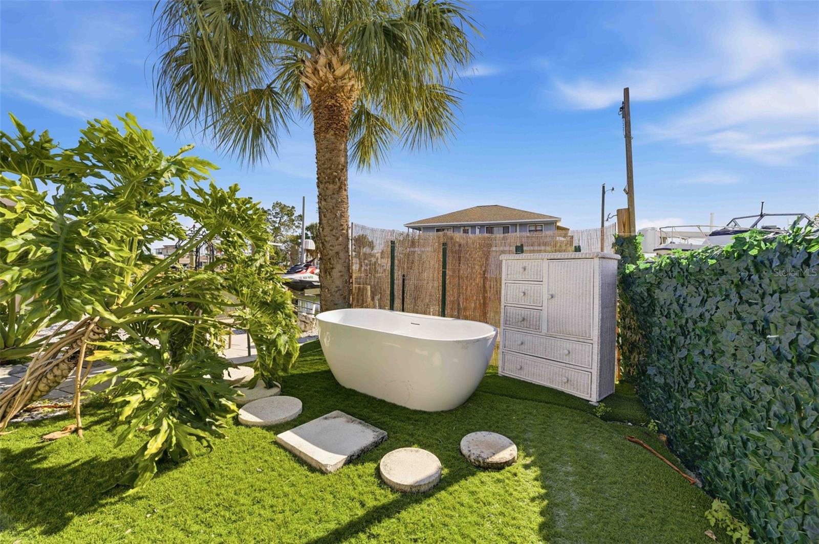 Image 14 of 66 For 6424 Boatyard Drive