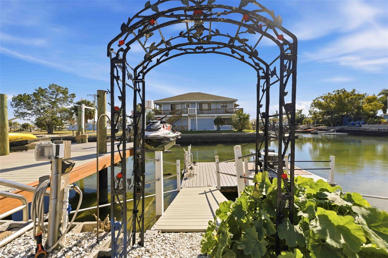 Image 16 of 66 For 6424 Boatyard Drive