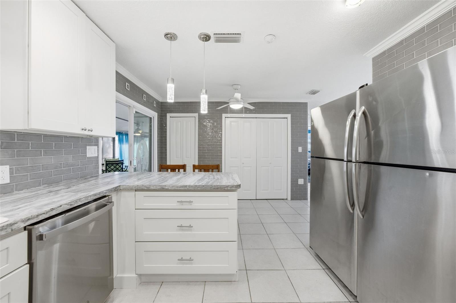 Image 31 of 66 For 6424 Boatyard Drive