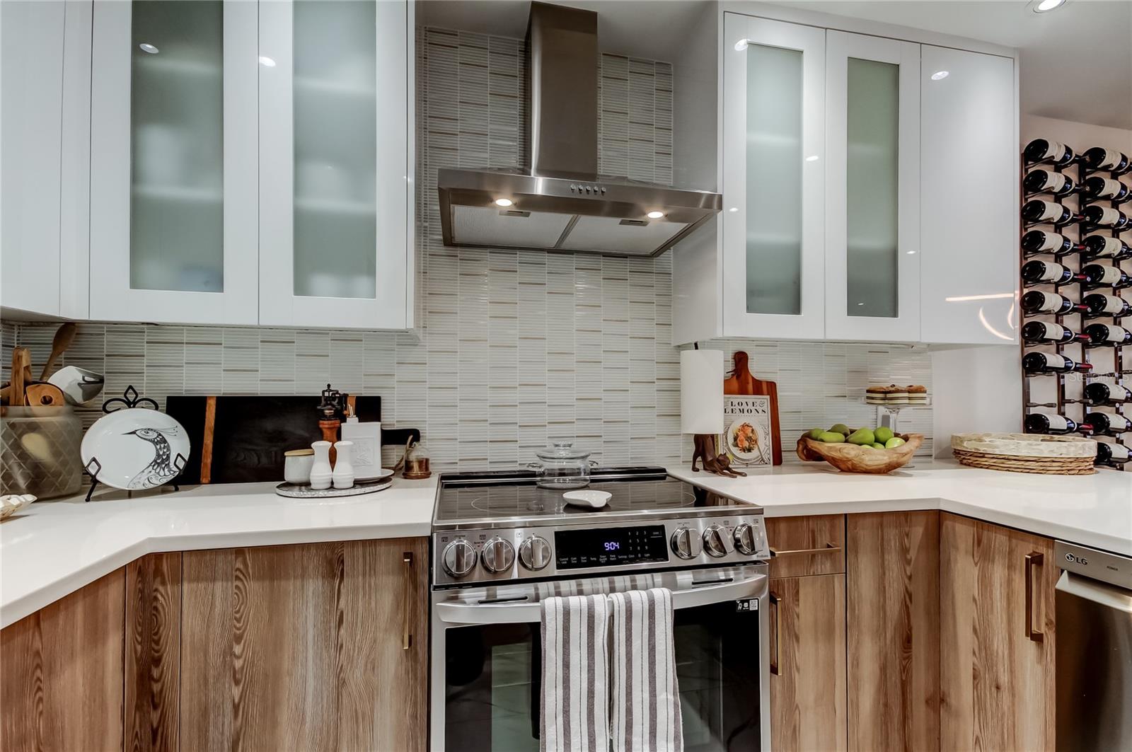 Image 15 of 55 For 301 2nd Street N 10