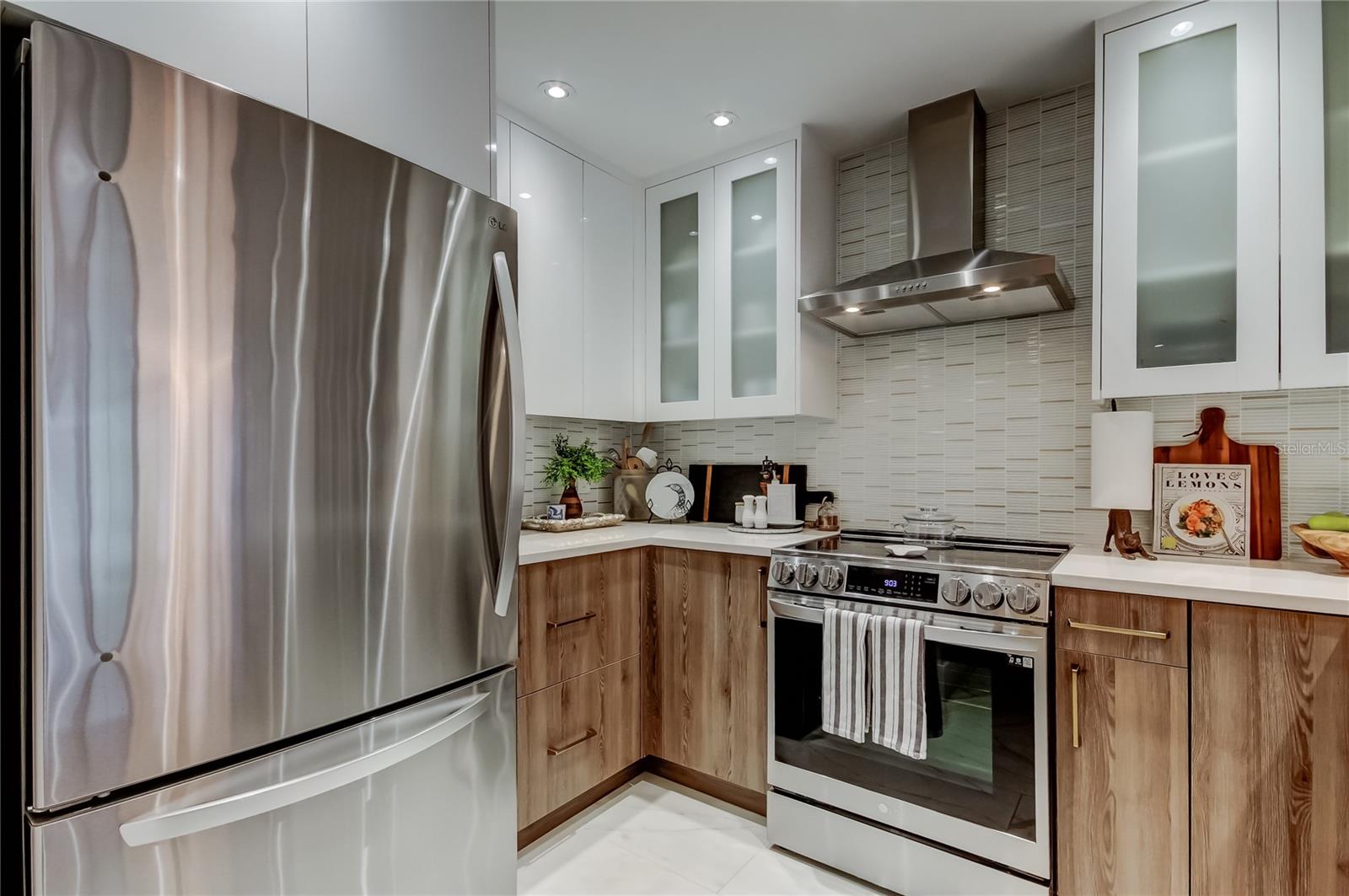 Image 16 of 55 For 301 2nd Street N 10