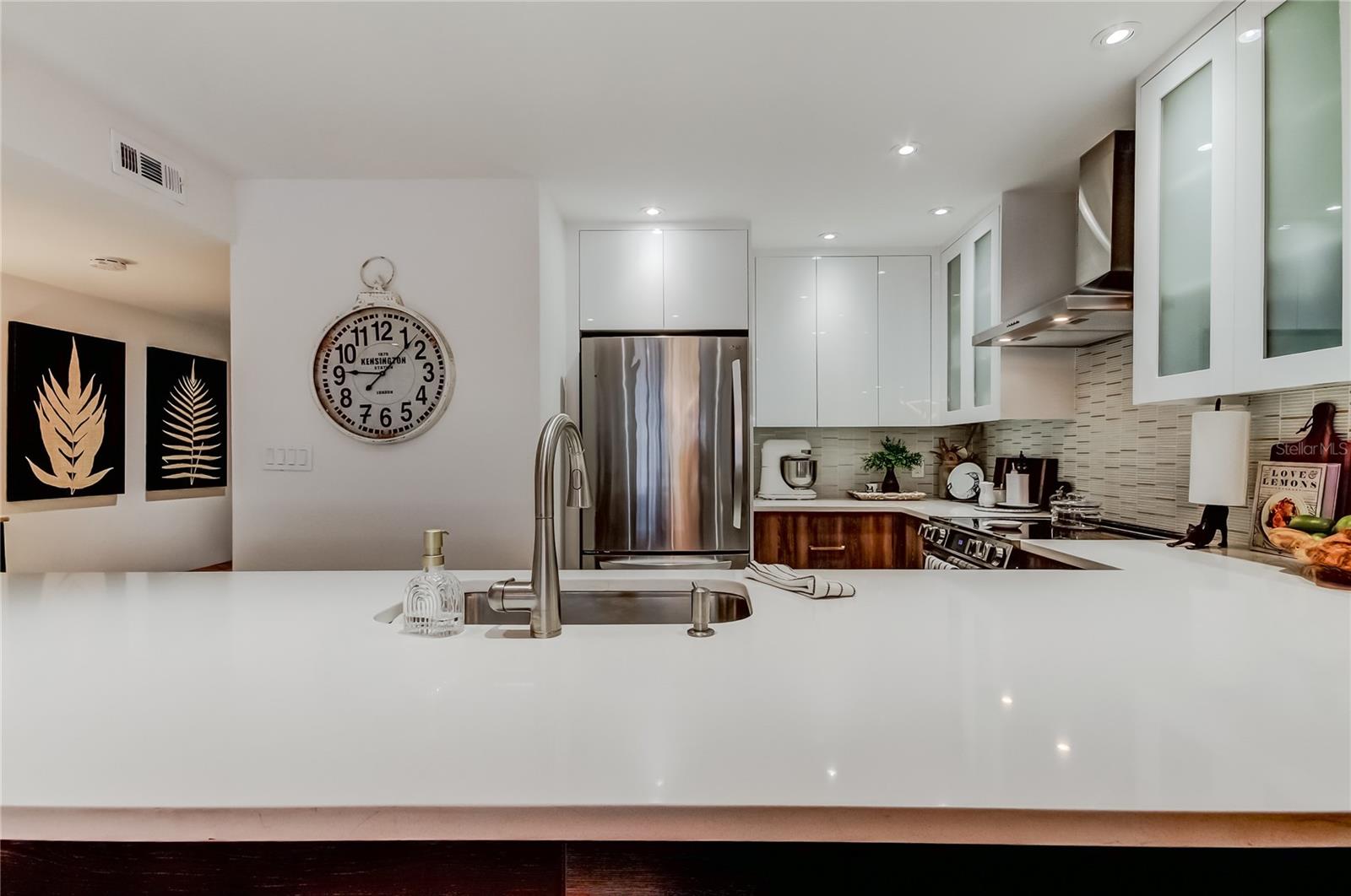 Image 17 of 55 For 301 2nd Street N 10