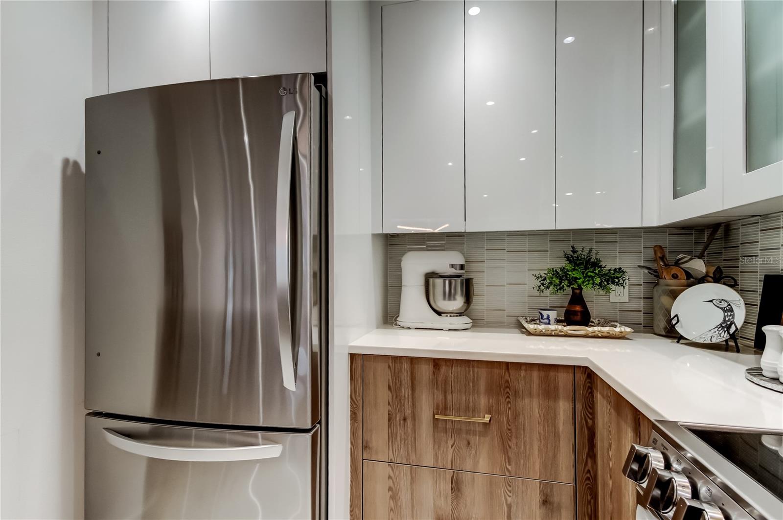 Image 18 of 55 For 301 2nd Street N 10