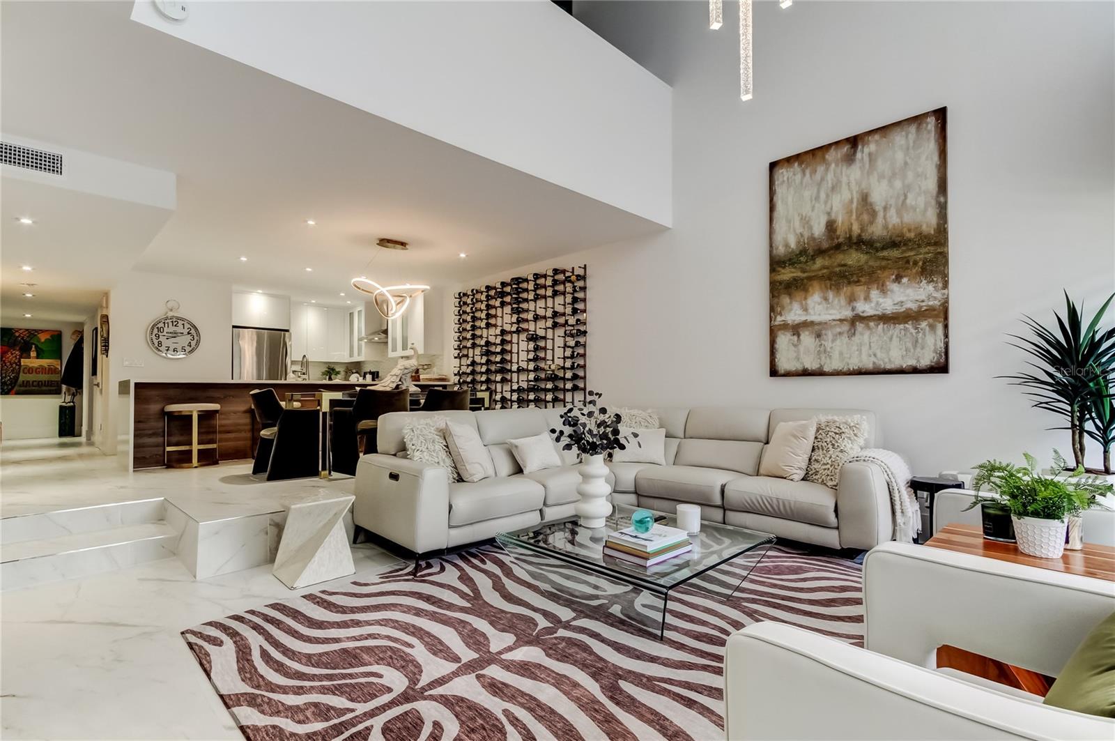 Image 3 of 55 For 301 2nd Street N 10