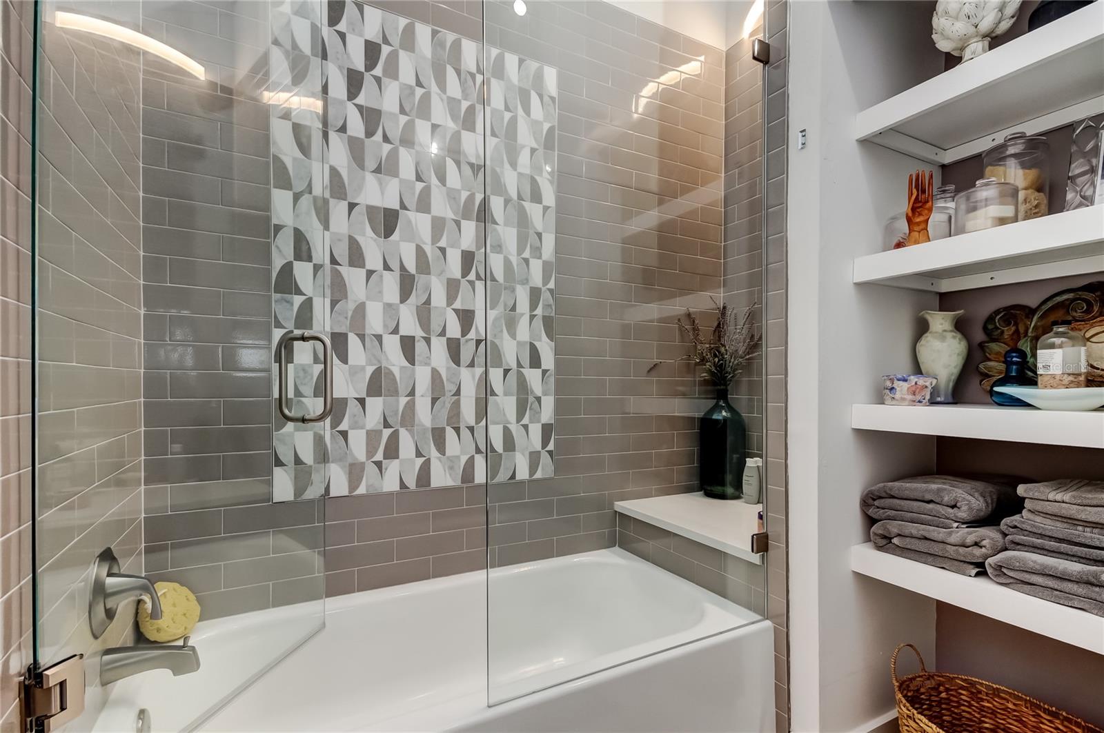 Image 32 of 55 For 301 2nd Street N 10