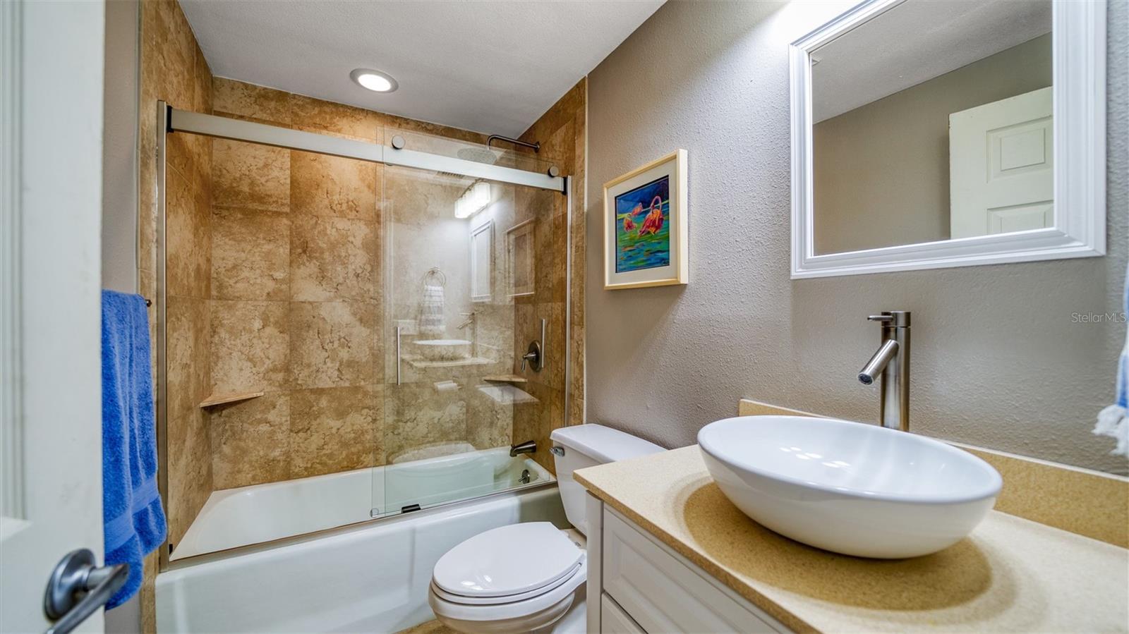 Image 23 of 34 For 1351 Gulf Boulevard 219