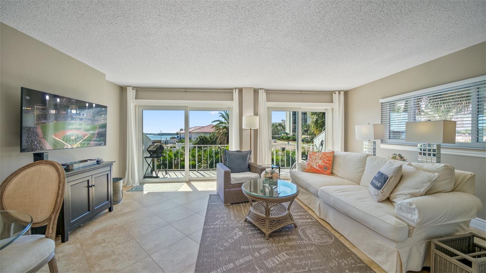 Image 8 of 34 For 1351 Gulf Boulevard 219