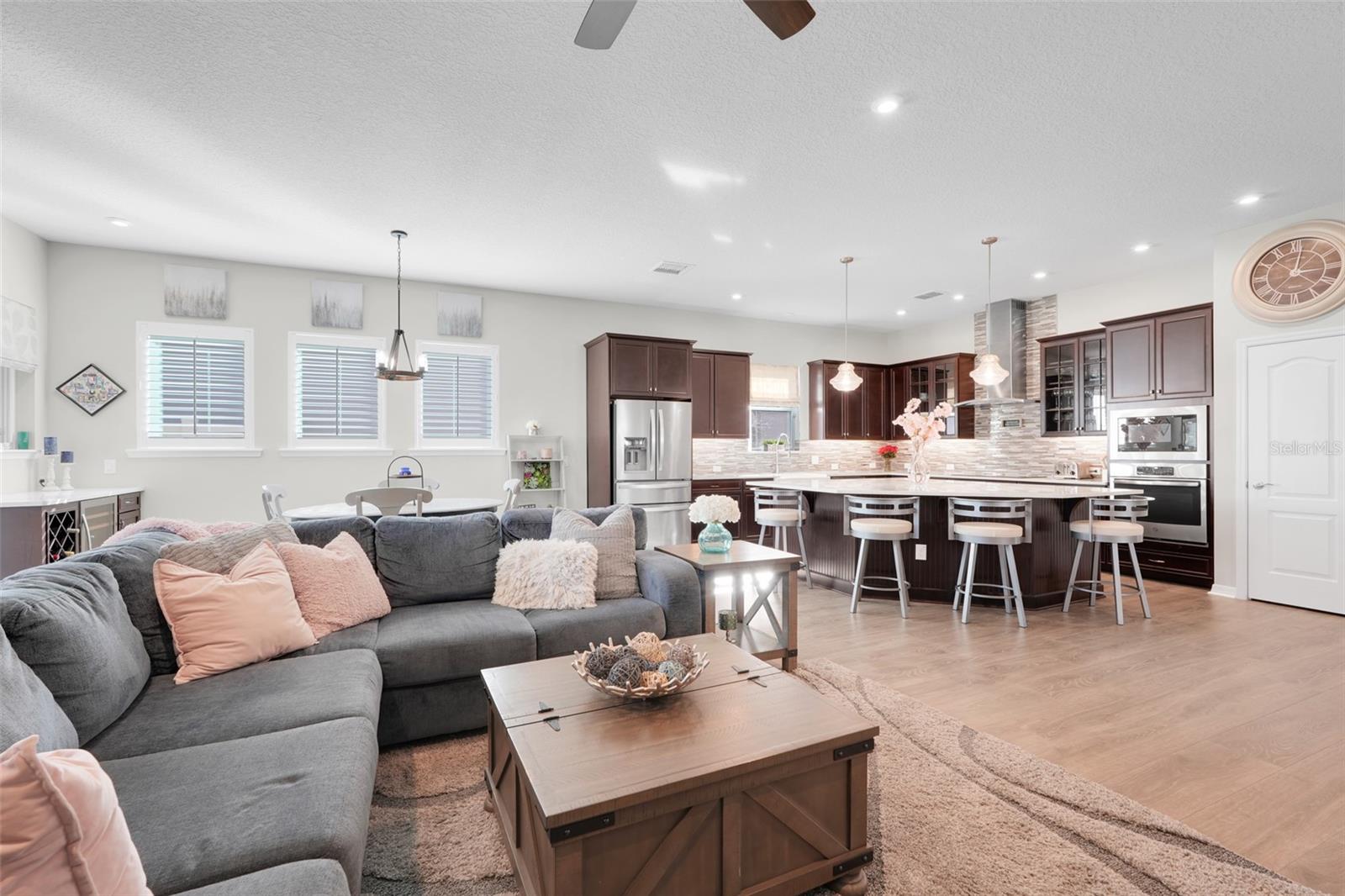 Image 13 of 39 For 13304 Magnolia Valley Drive