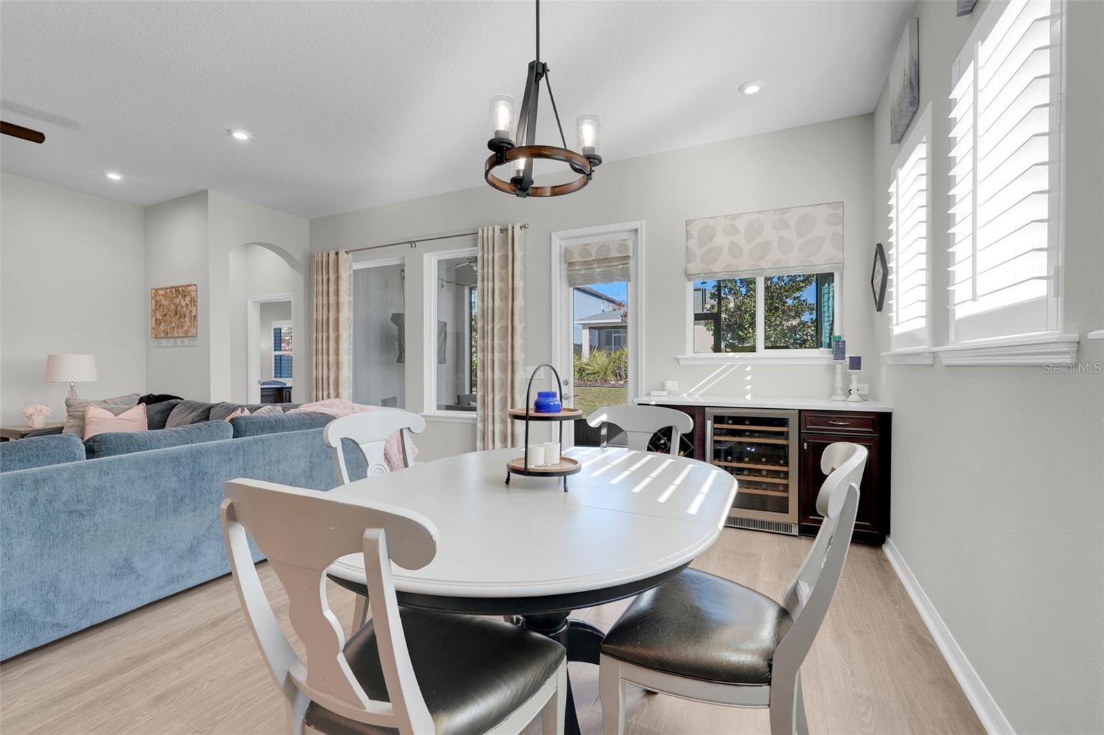 Image 16 of 39 For 13304 Magnolia Valley Drive