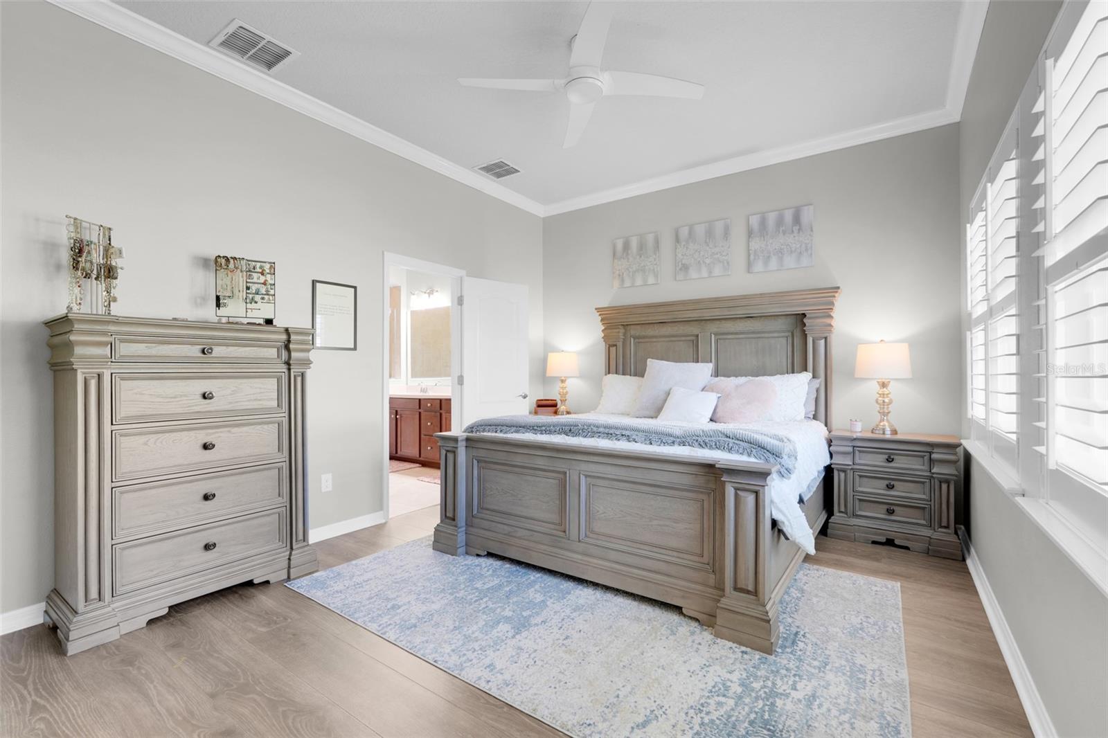 Image 17 of 39 For 13304 Magnolia Valley Drive