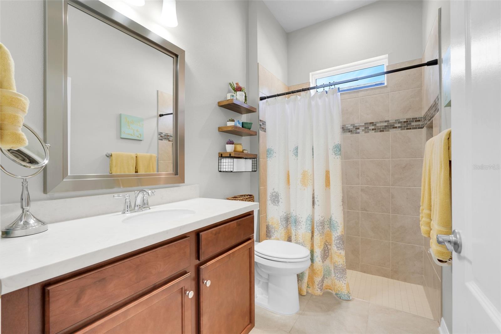 Image 23 of 39 For 13304 Magnolia Valley Drive