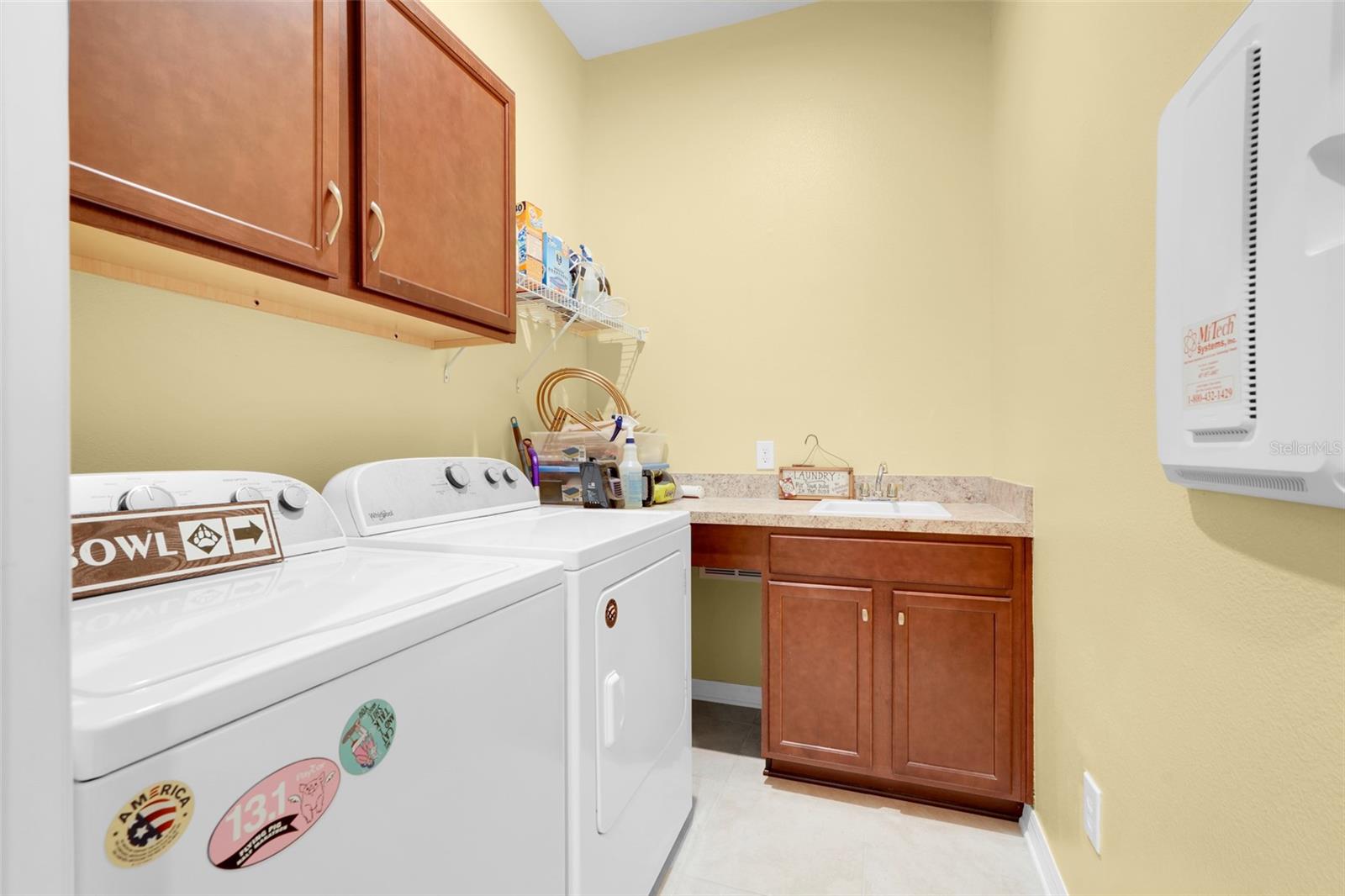 Image 27 of 39 For 13304 Magnolia Valley Drive