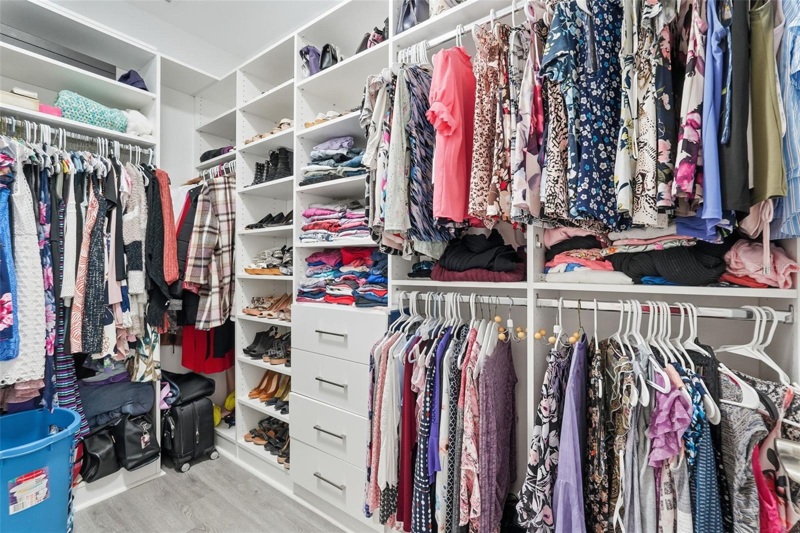 Listing photo id 28 for 11002 Sundrift Drive