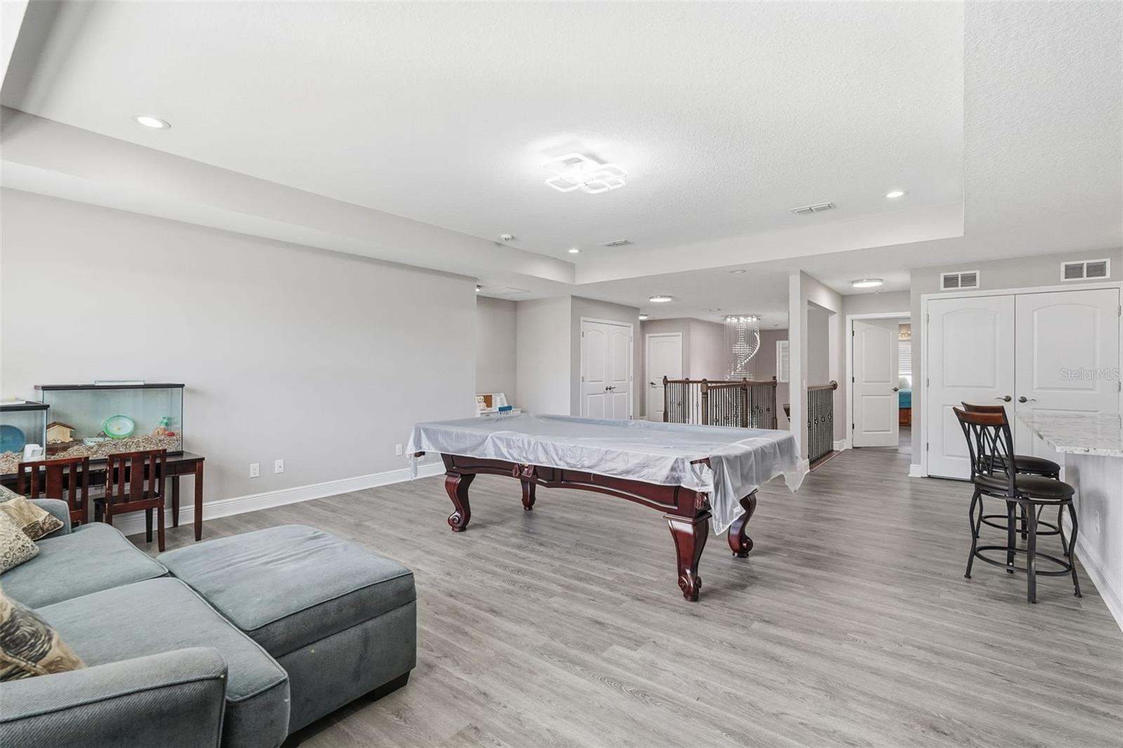 Listing photo id 37 for 11002 Sundrift Drive