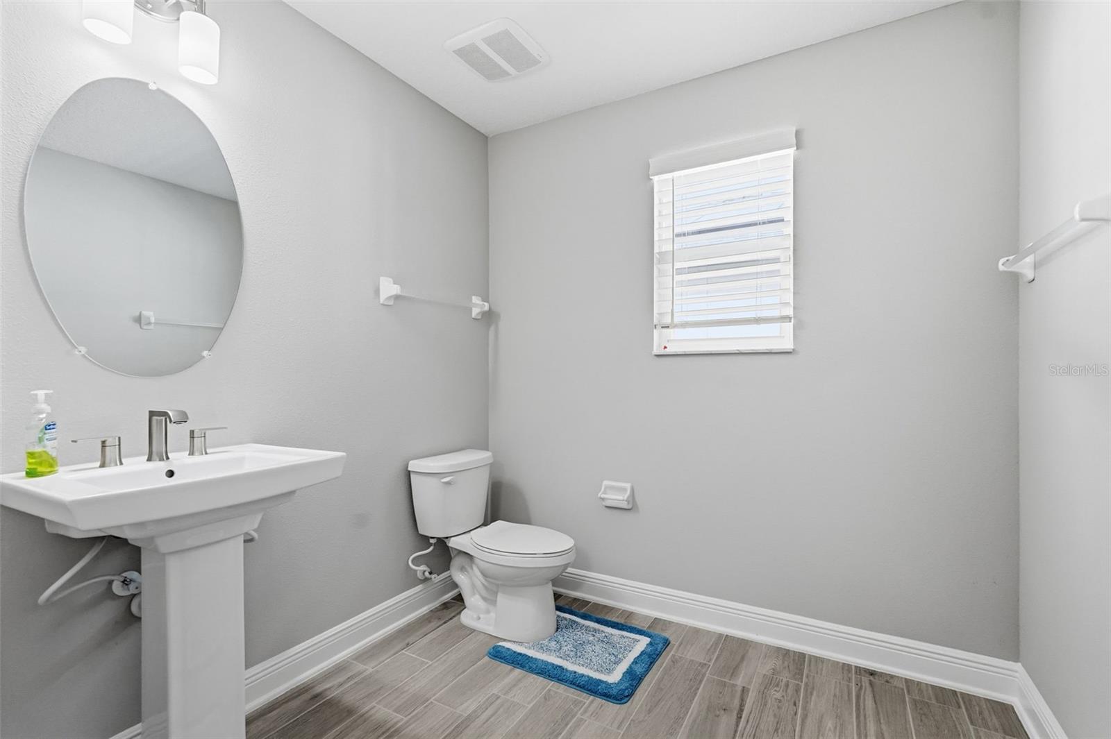 Listing photo id 61 for 11002 Sundrift Drive