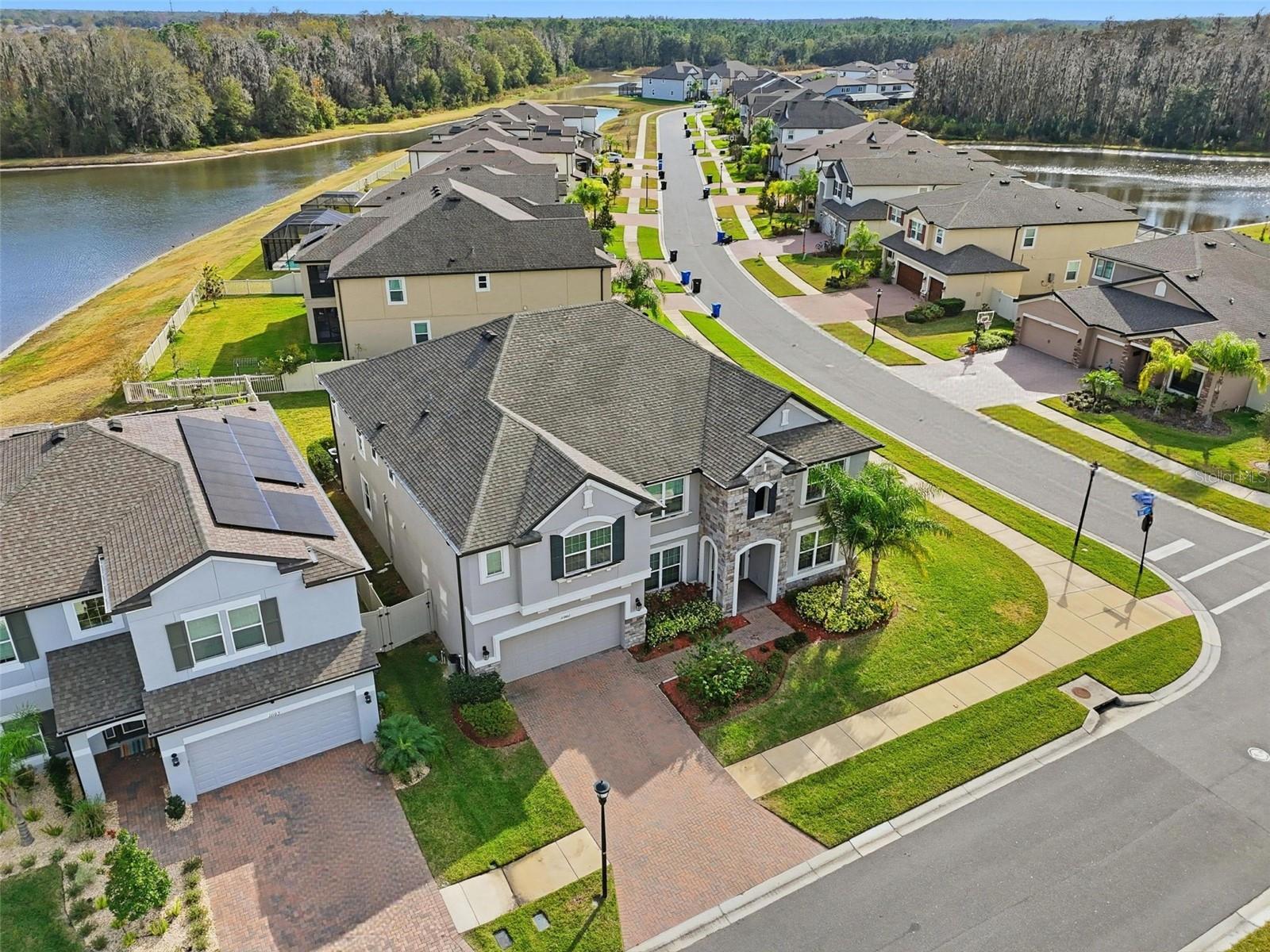 Listing photo id 69 for 11002 Sundrift Drive