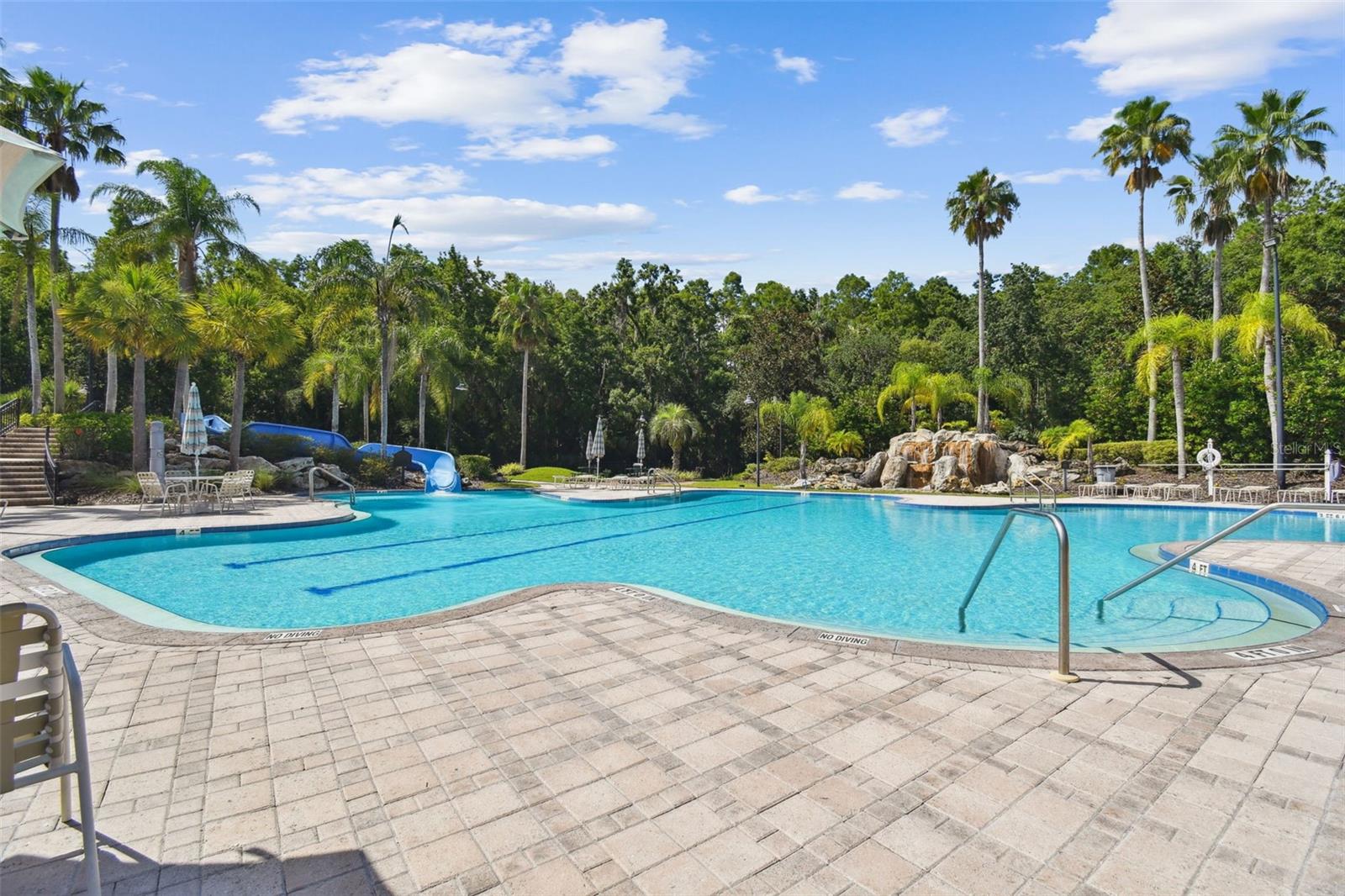 Listing photo id 73 for 11002 Sundrift Drive