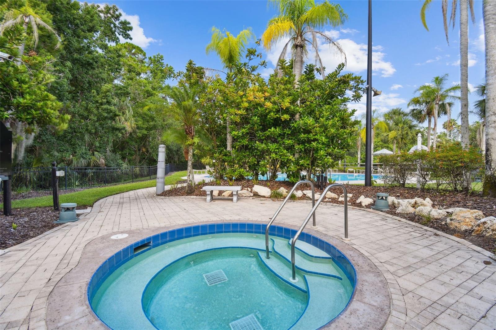 Listing photo id 81 for 11002 Sundrift Drive