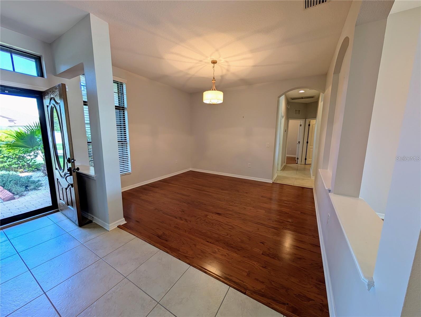 Image 5 of 29 For 5303 Moon Shell Drive