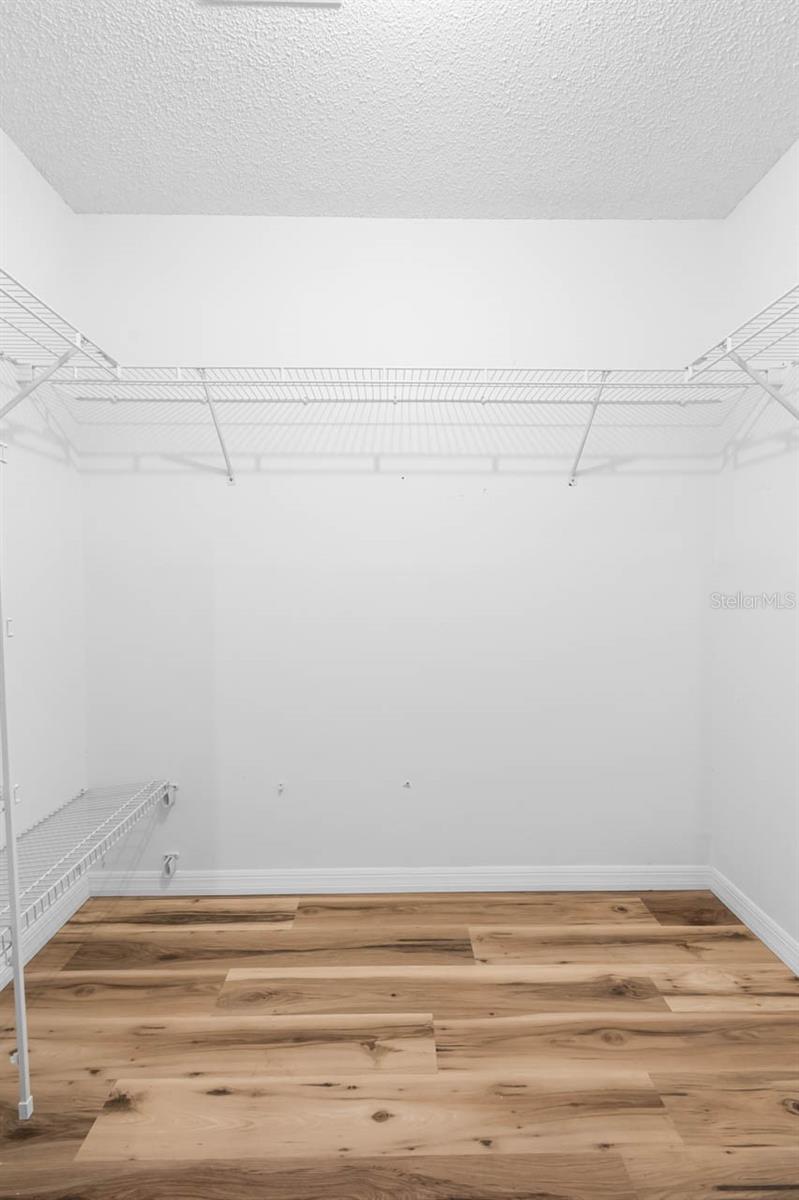 Image 20 of 55 For 811 Staffordshire Lane