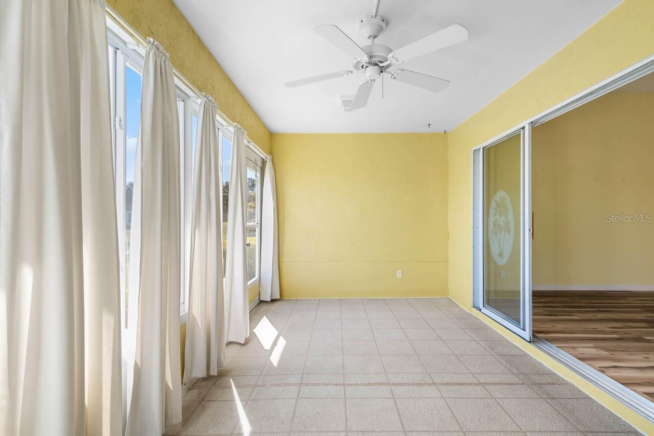 Image 27 of 55 For 811 Staffordshire Lane