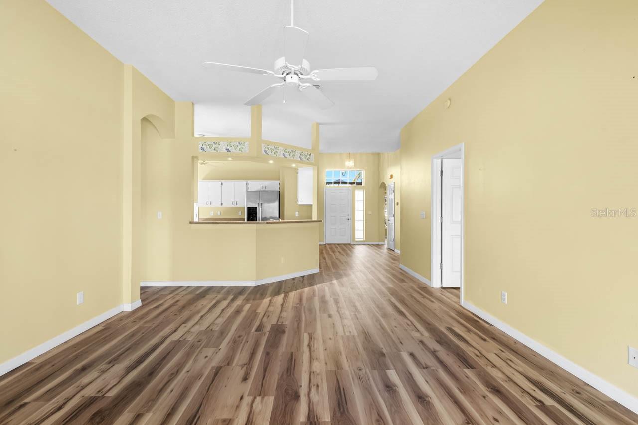 Image 7 of 55 For 811 Staffordshire Lane