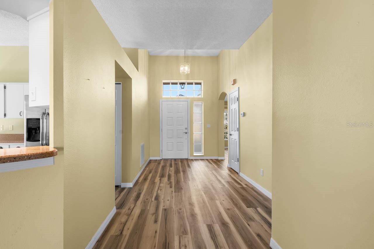 Image 8 of 55 For 811 Staffordshire Lane