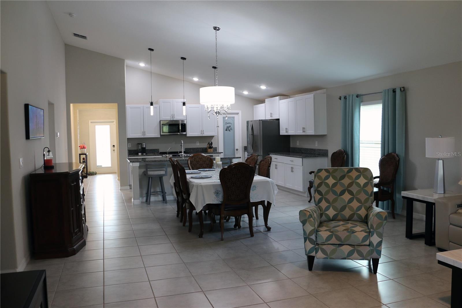 Image 15 of 44 For 16554 Delia Street