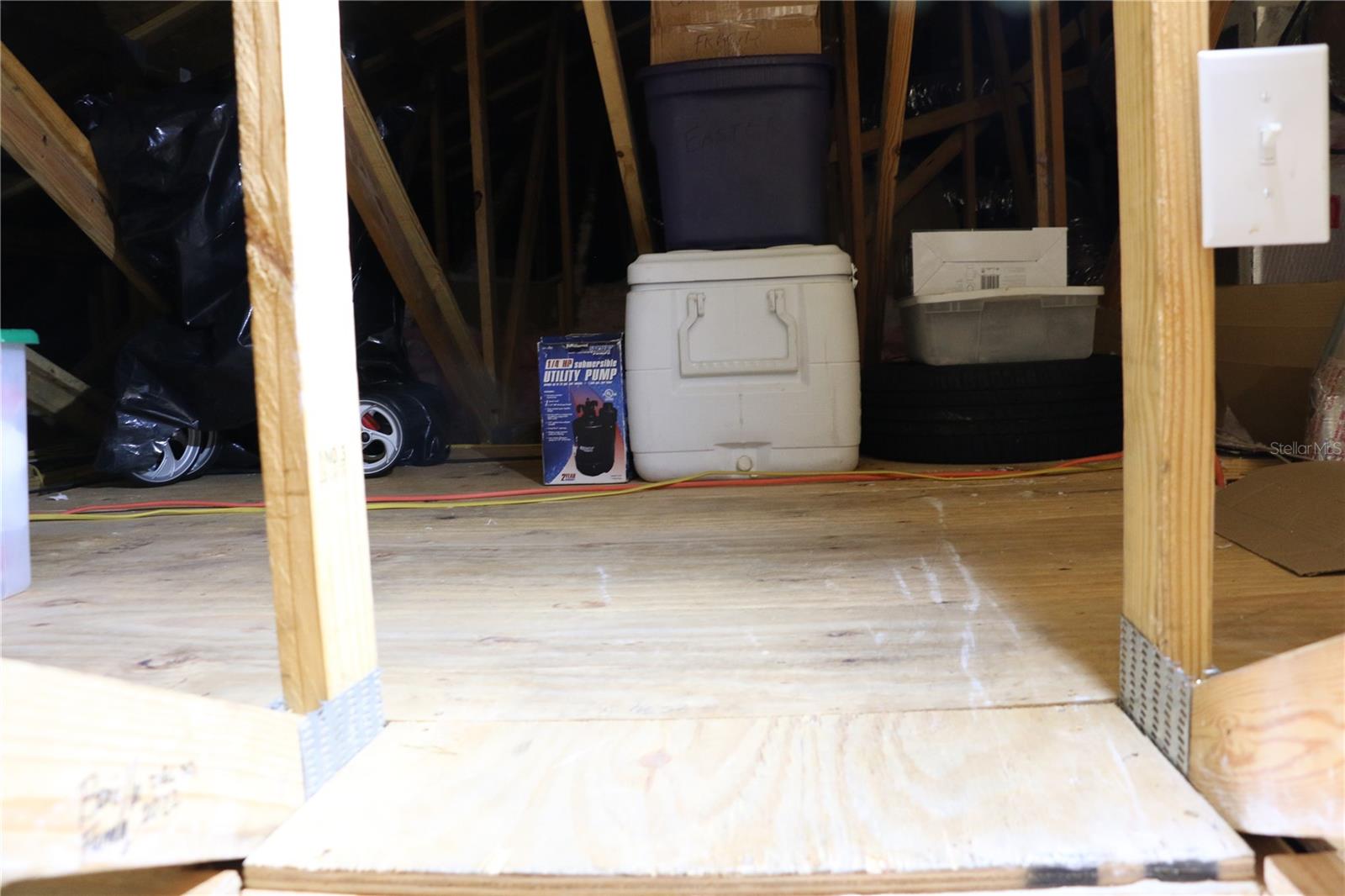 Image 40 of 44 For 16554 Delia Street