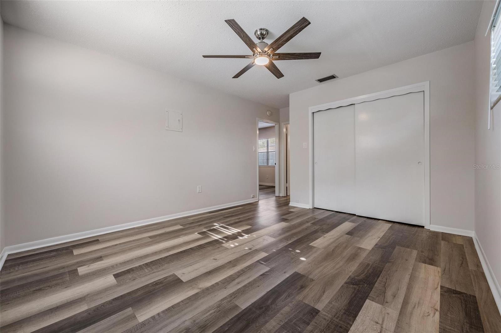 Image 10 of 34 For 4907 Mendenhall Drive