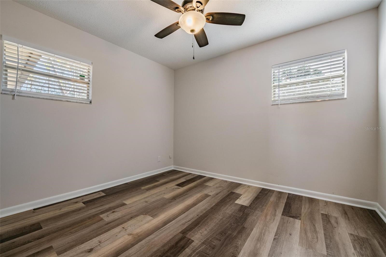 Image 16 of 34 For 4907 Mendenhall Drive