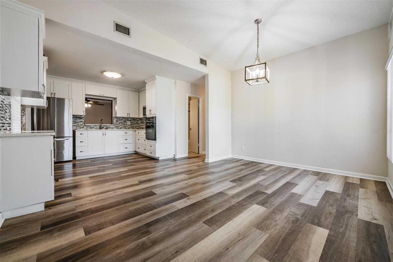 Image 4 of 34 For 4907 Mendenhall Drive