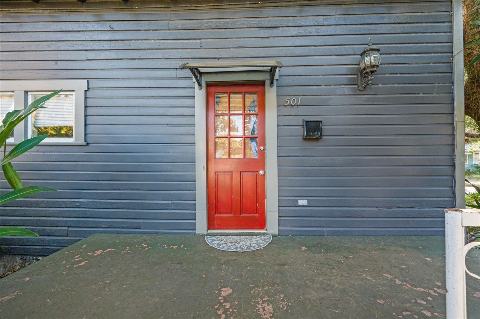 Listing photo id 23 for 501 Floribraska Avenue