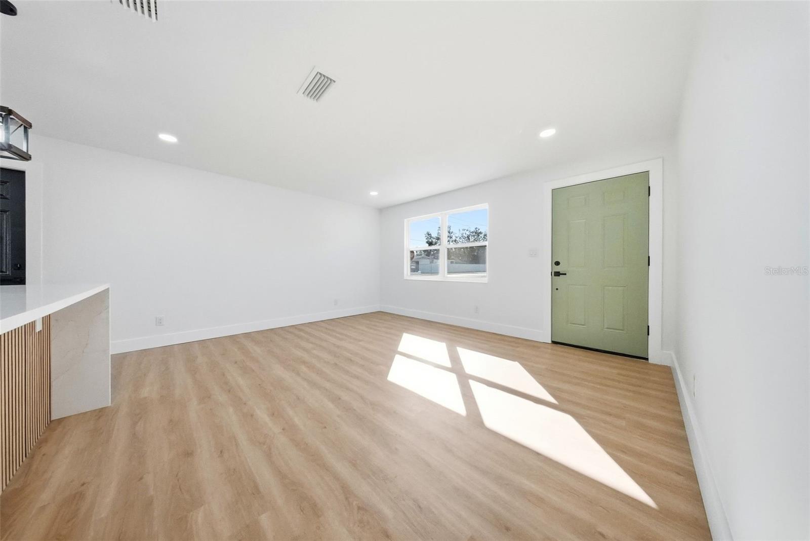 Image 11 of 56 For 4701 72nd Avenue N