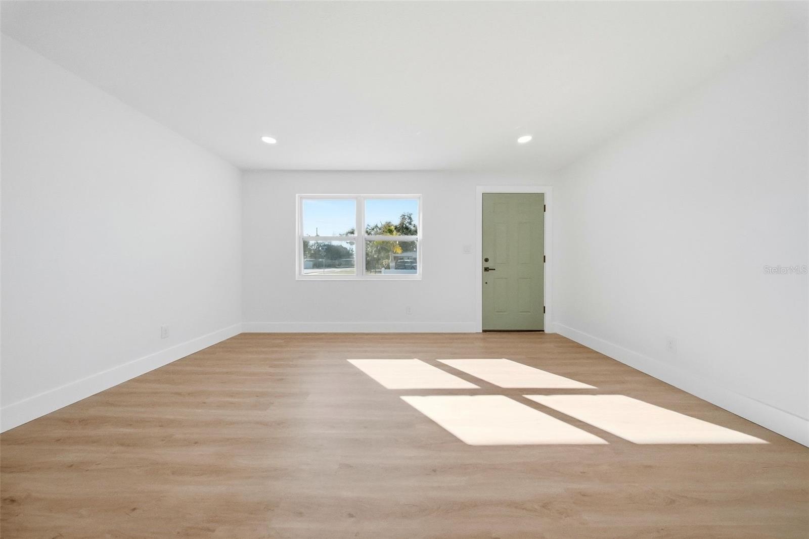 Image 12 of 56 For 4701 72nd Avenue N