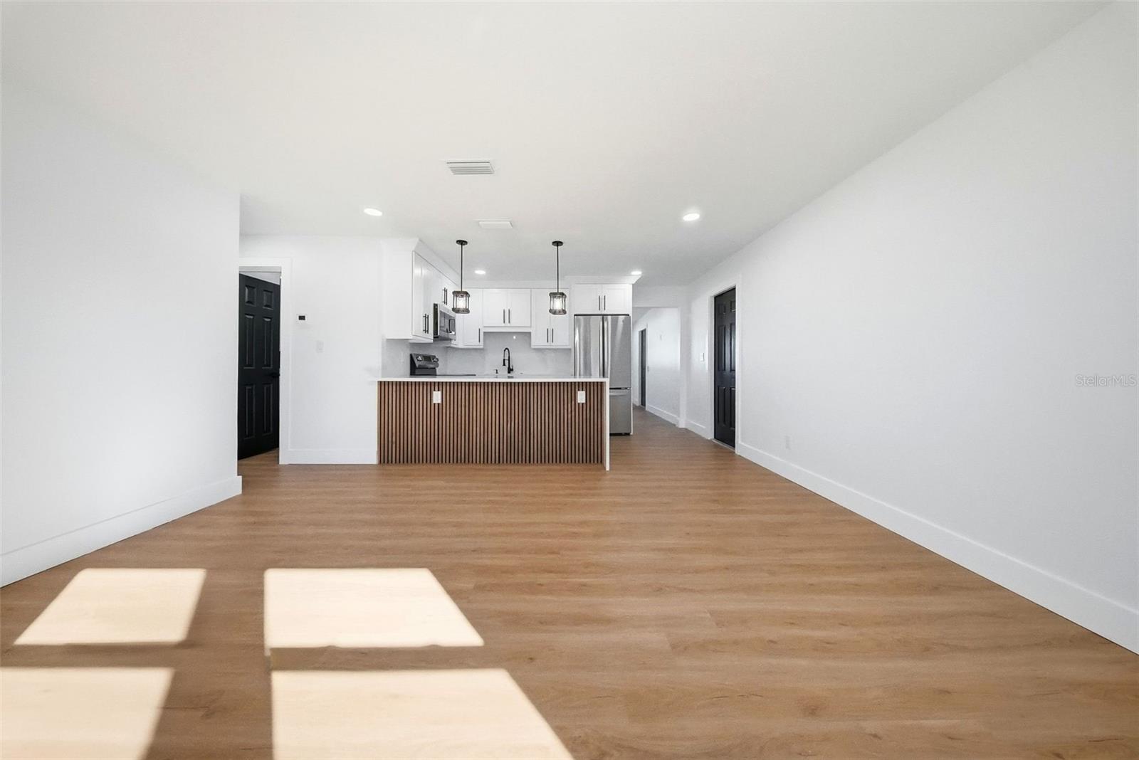 Image 14 of 56 For 4701 72nd Avenue N