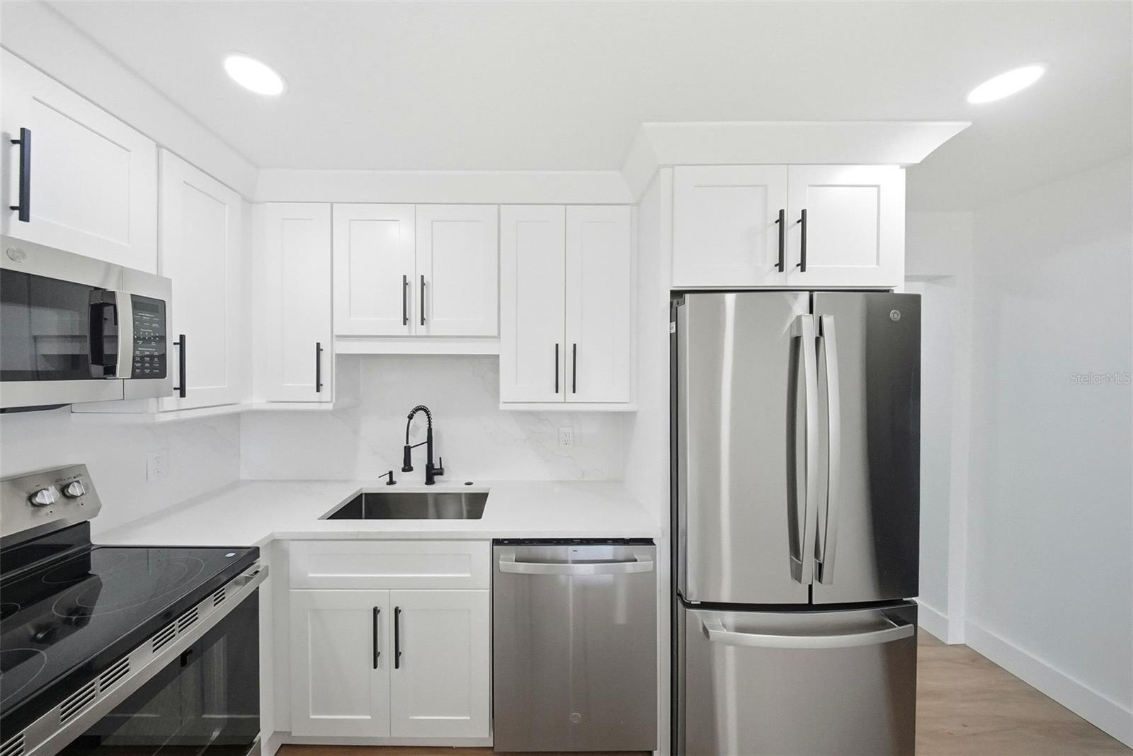 Image 17 of 56 For 4701 72nd Avenue N