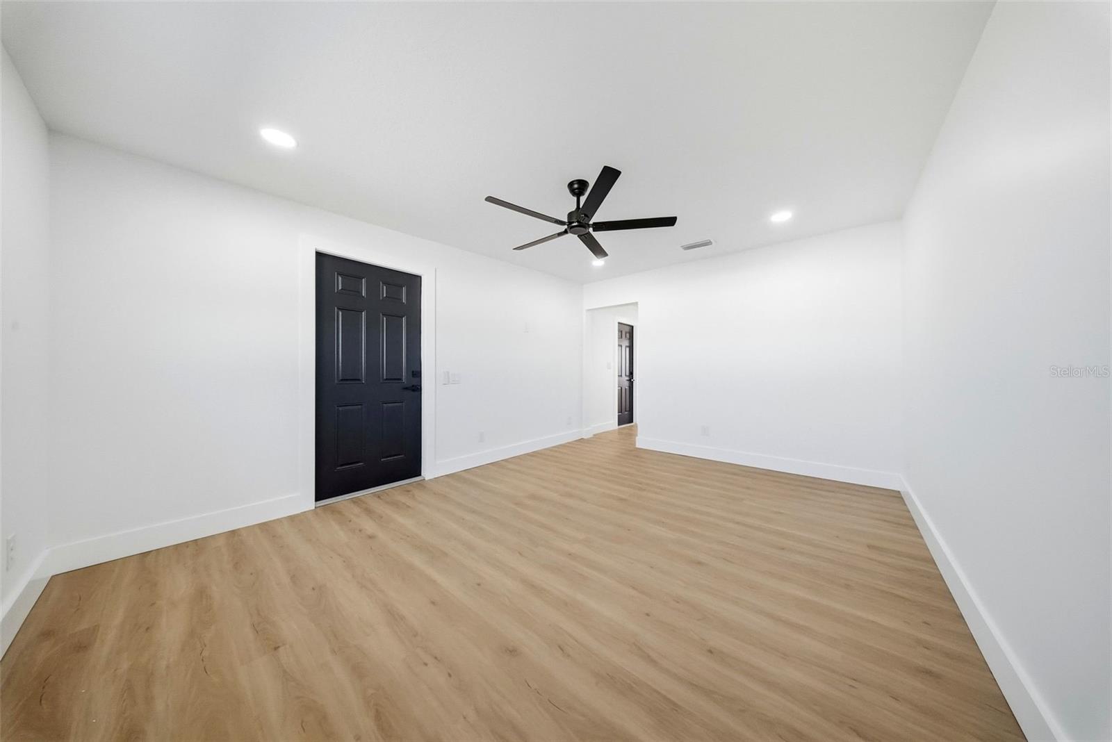 Image 22 of 56 For 4701 72nd Avenue N